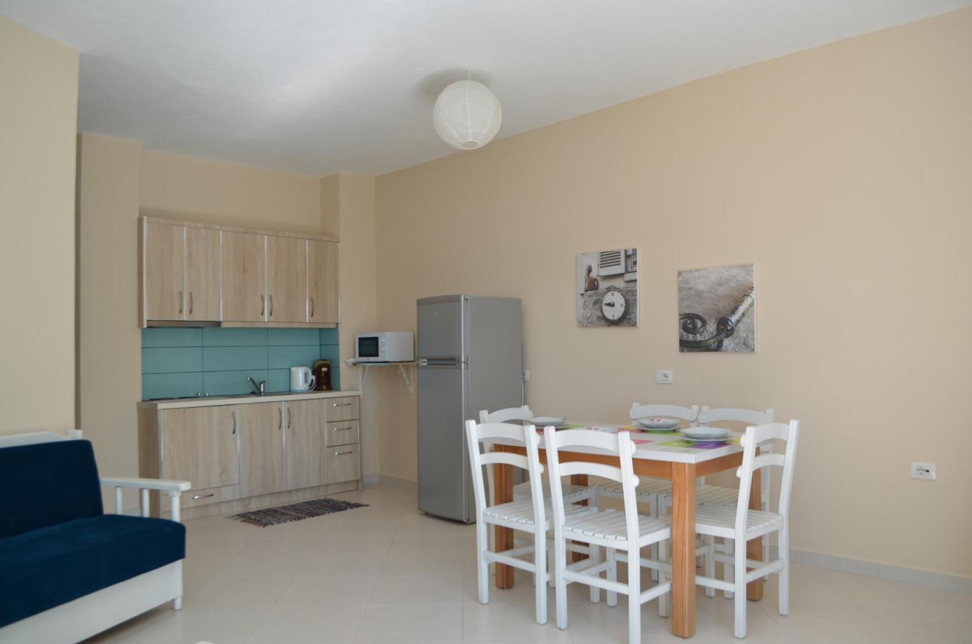 Ferienwohnung Sunset Penthouse Sarandë Exterior foto