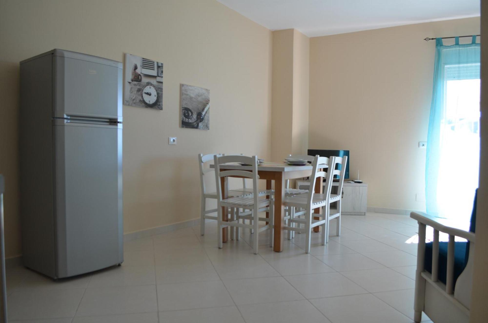 Ferienwohnung Sunset Penthouse Sarandë Exterior foto