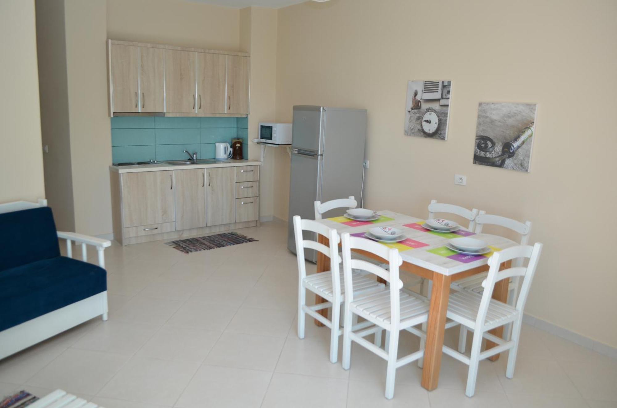 Ferienwohnung Sunset Penthouse Sarandë Exterior foto