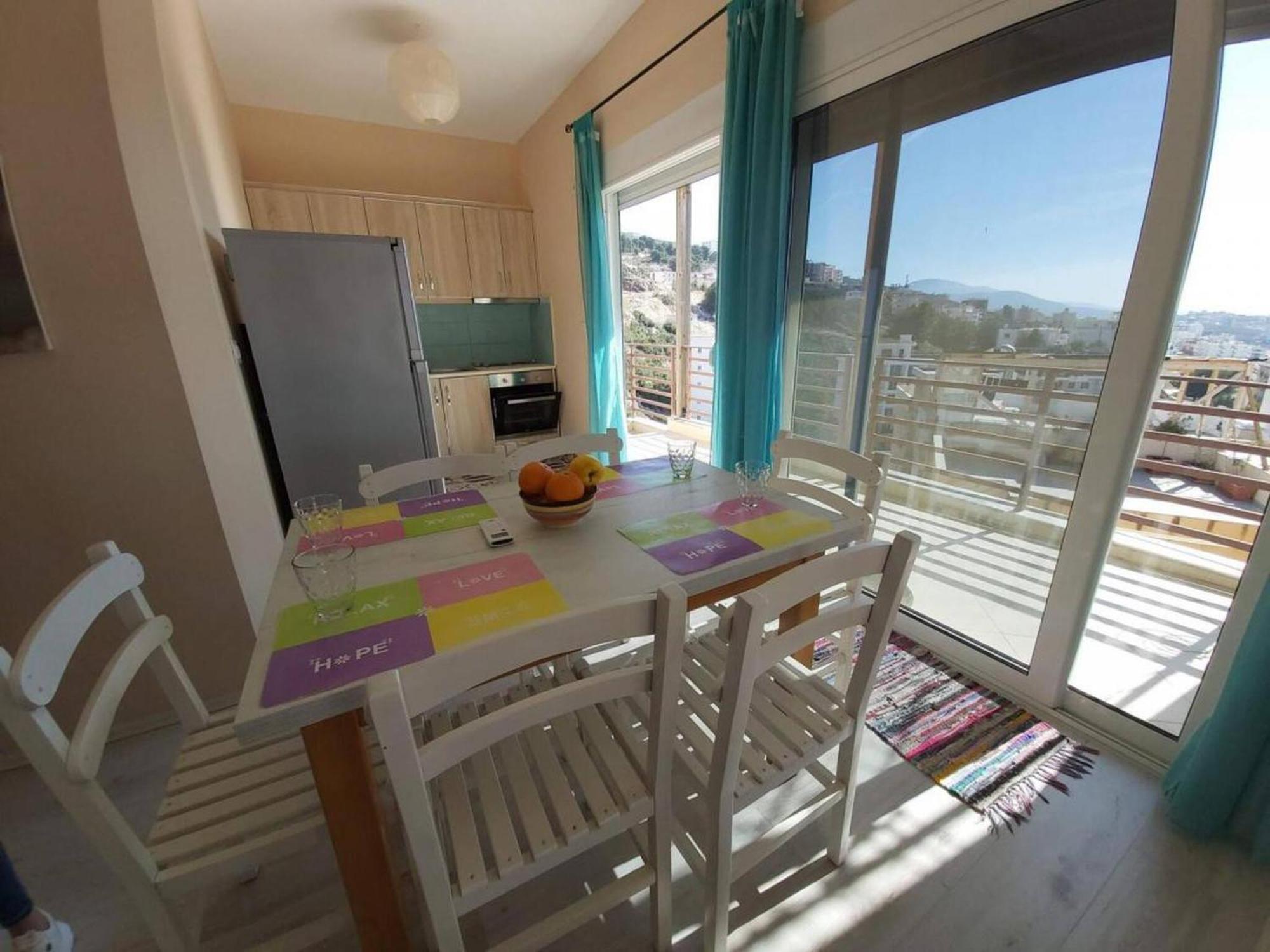 Ferienwohnung Sunset Penthouse Sarandë Exterior foto