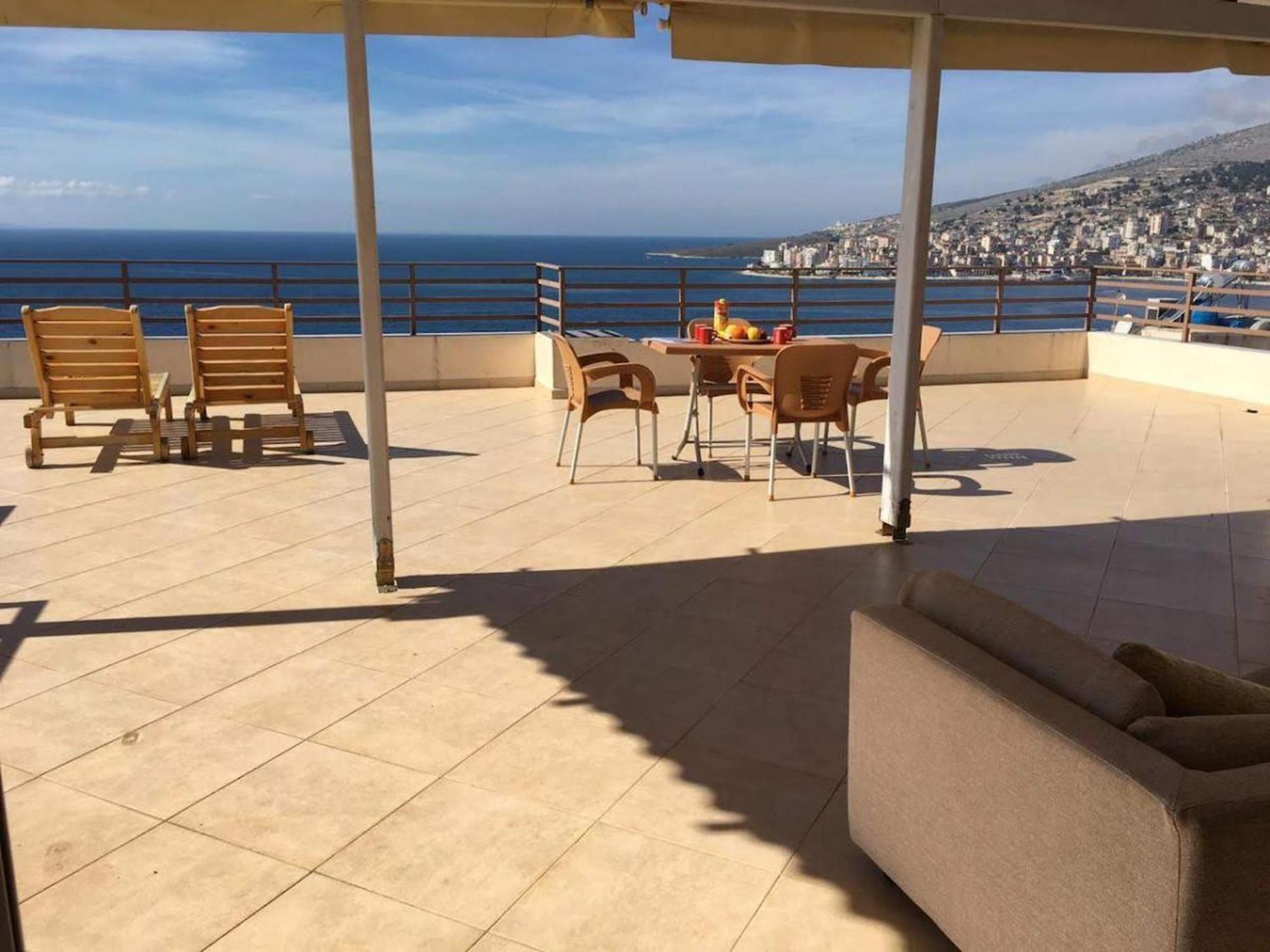 Ferienwohnung Sunset Penthouse Sarandë Exterior foto