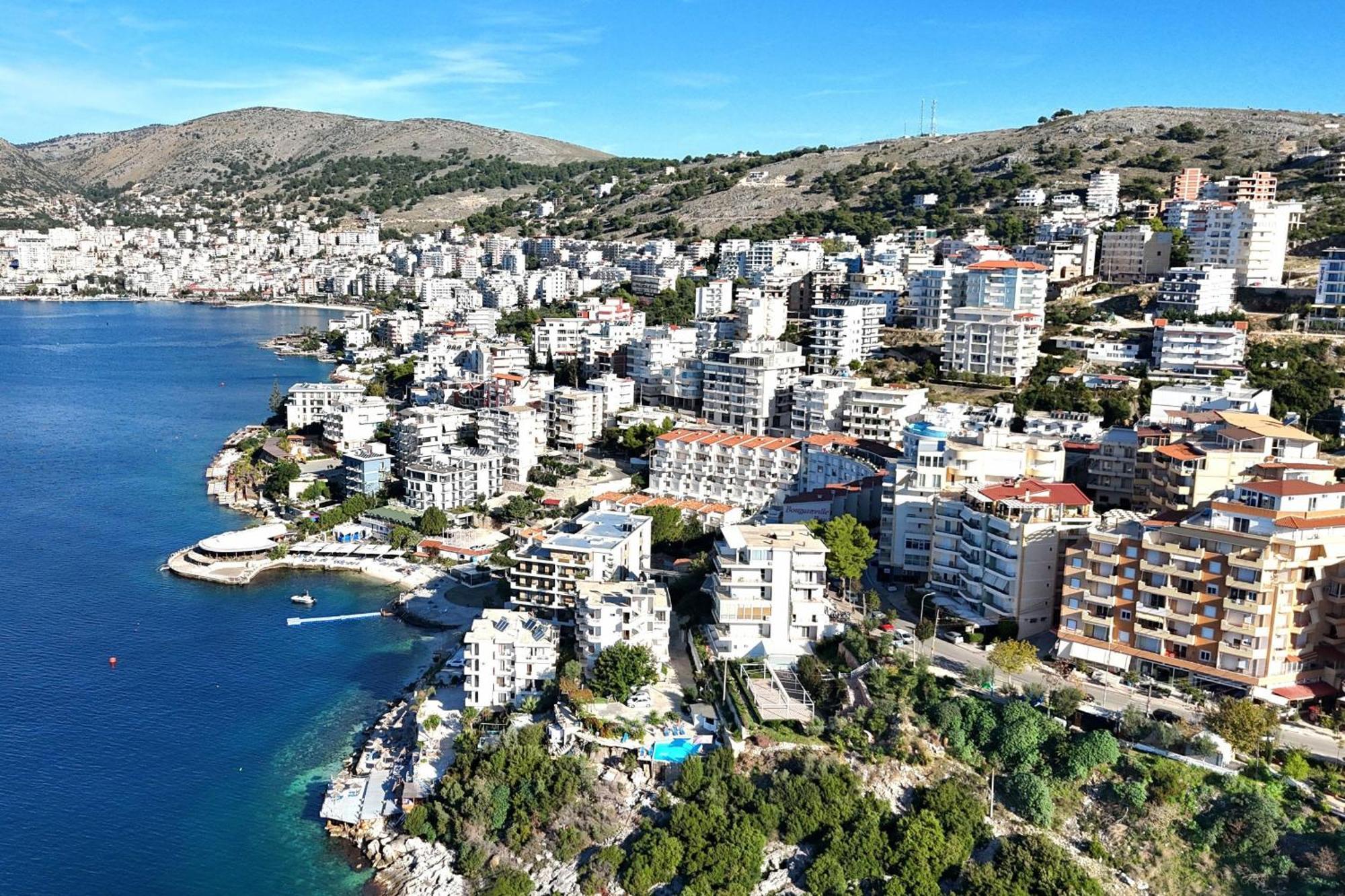Ferienwohnung Sunset Penthouse Sarandë Exterior foto