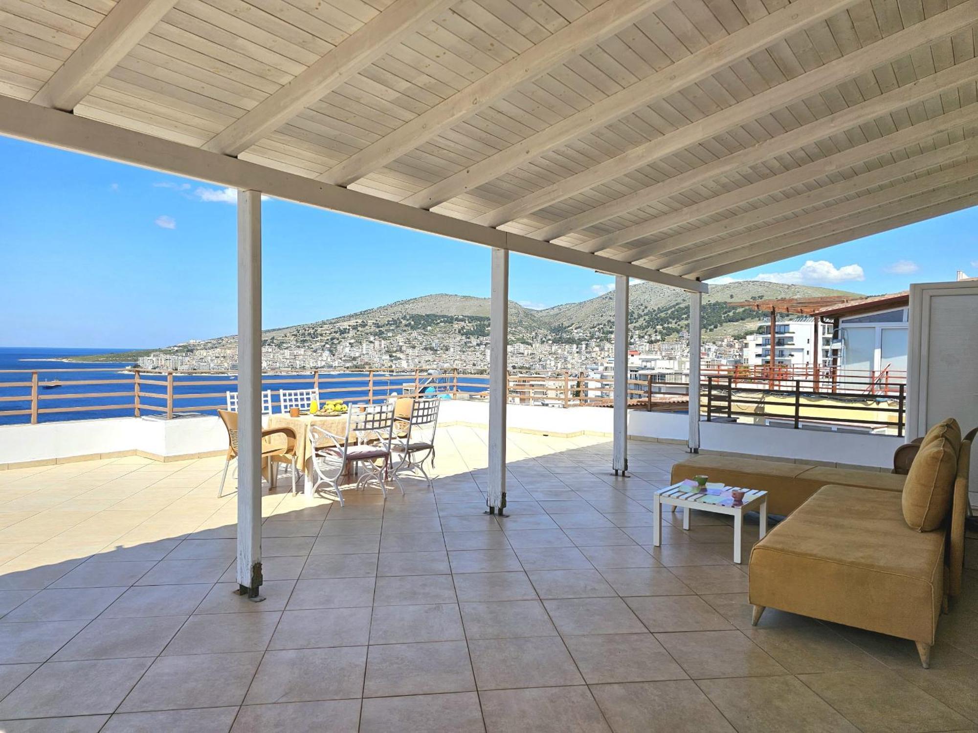 Ferienwohnung Sunset Penthouse Sarandë Exterior foto