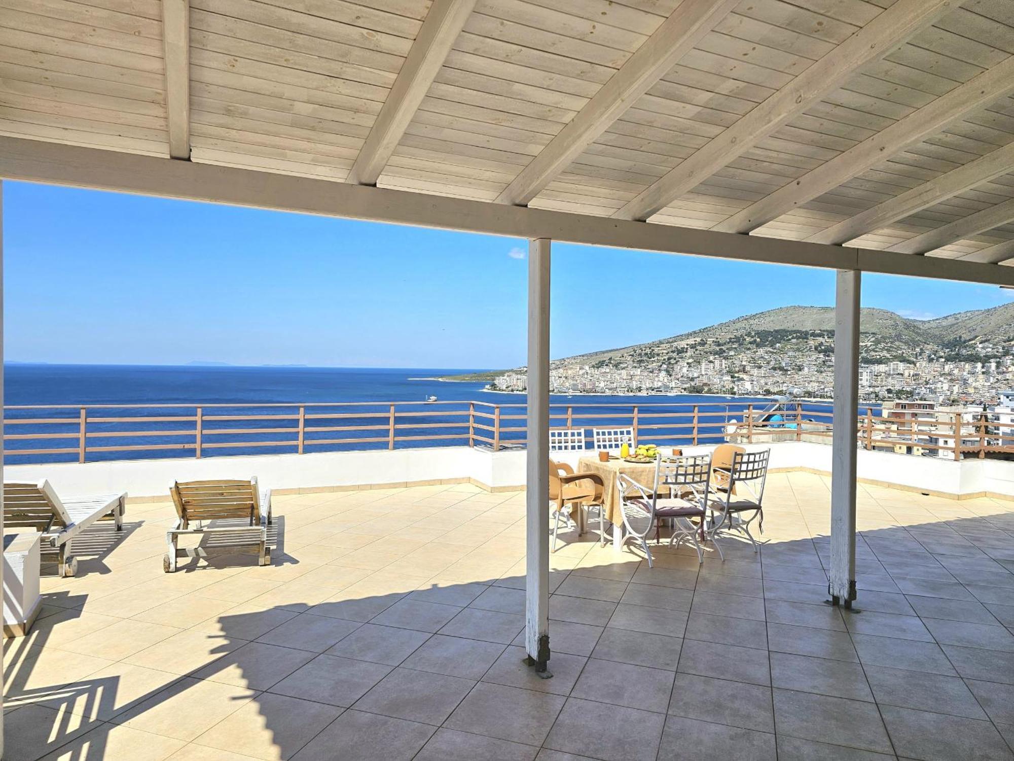Ferienwohnung Sunset Penthouse Sarandë Exterior foto